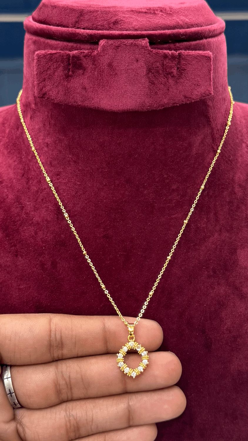 Simple Chain with Locket