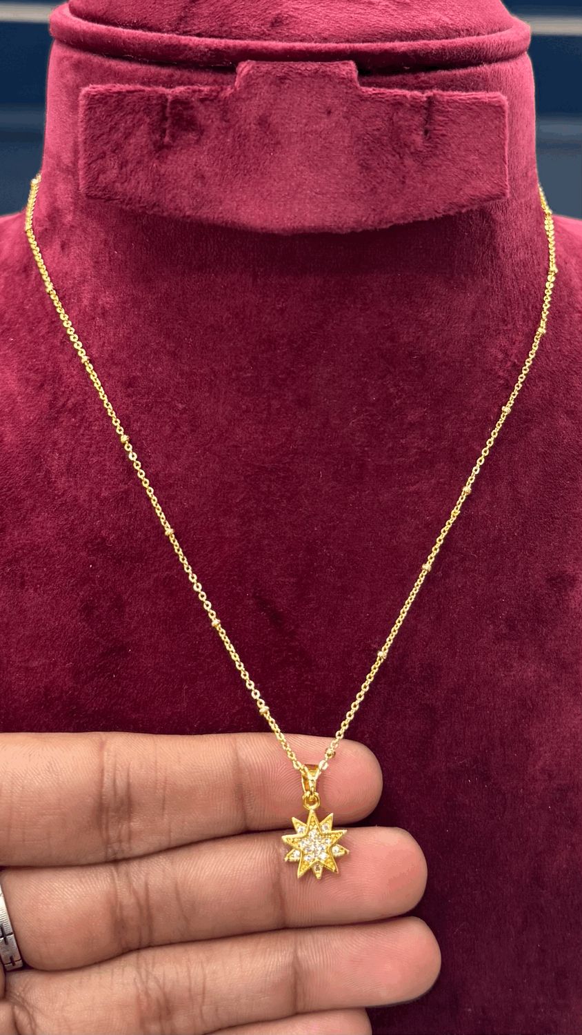 Simple Chain with Locket
