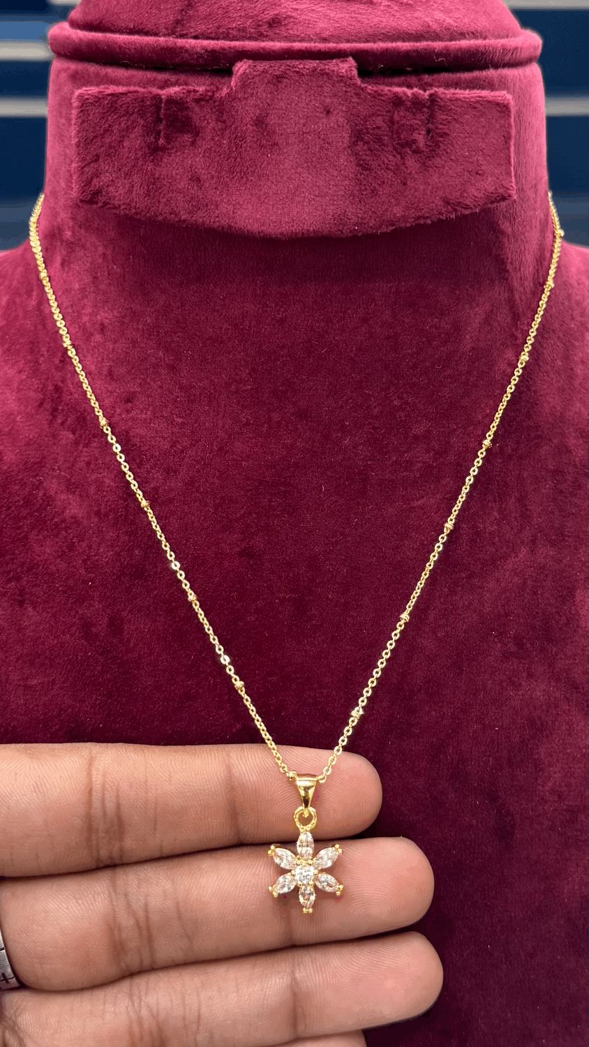 Simple Chain with Locket