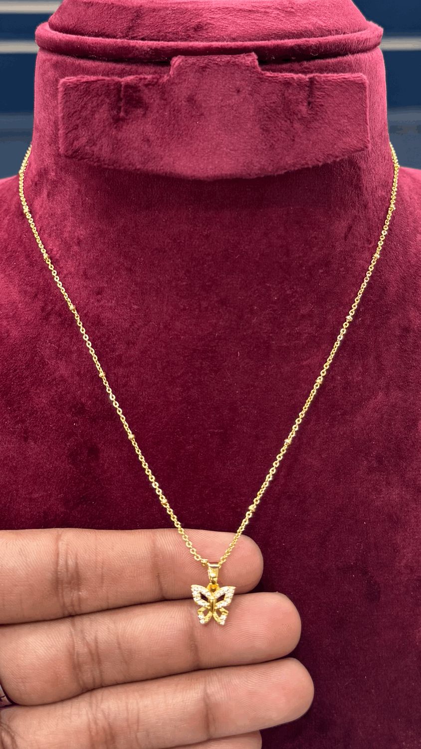 Simple Chain with Locket