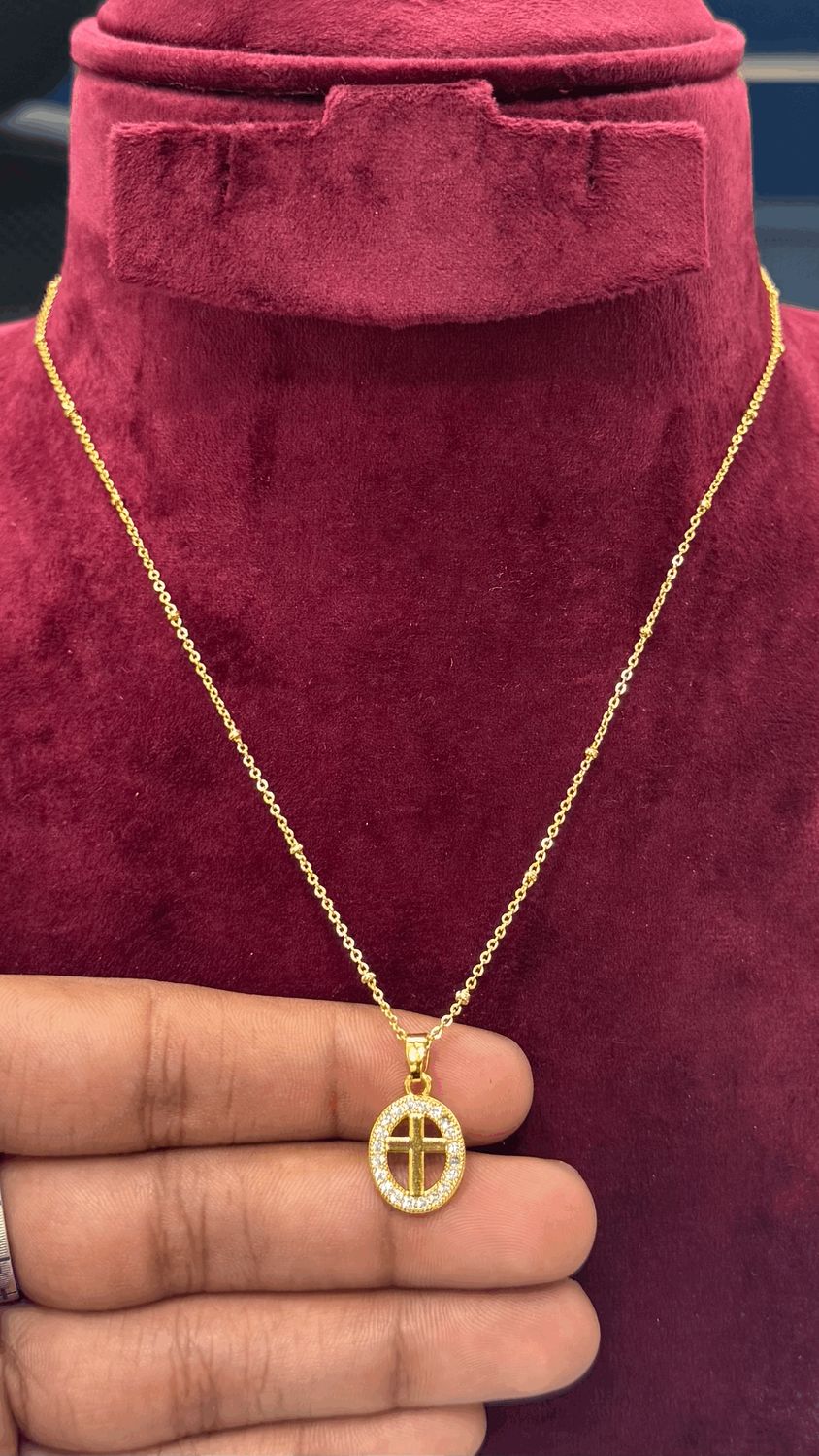 Simple Chain with Locket