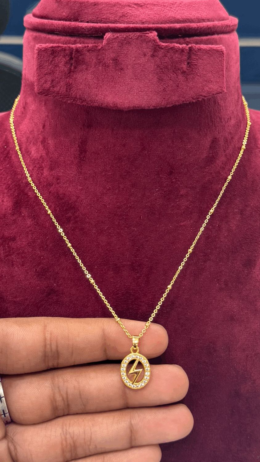Simple Chain with Locket