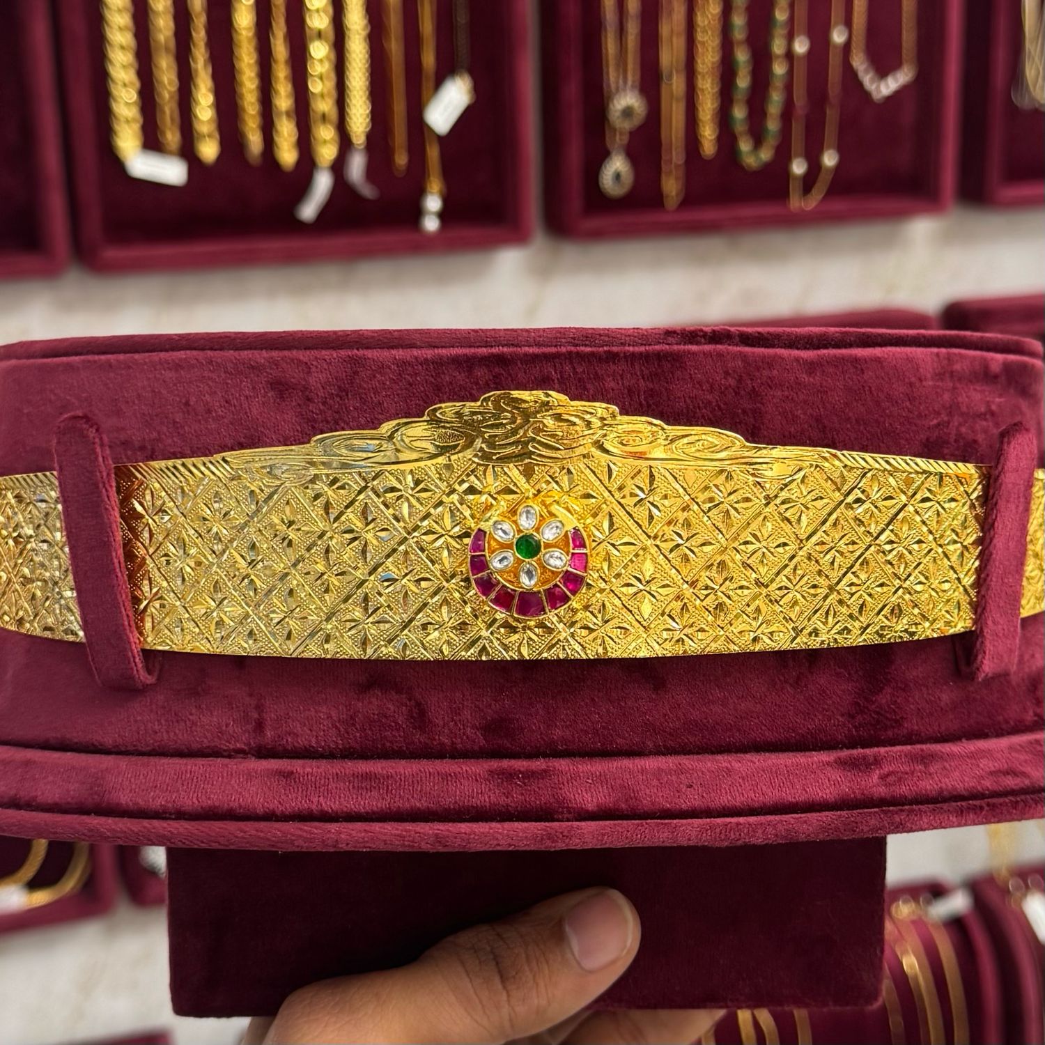 Flexible Gold Type Vaddanam