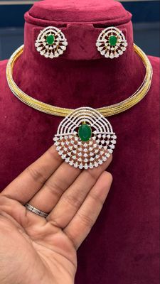 Diamond Look Neckset