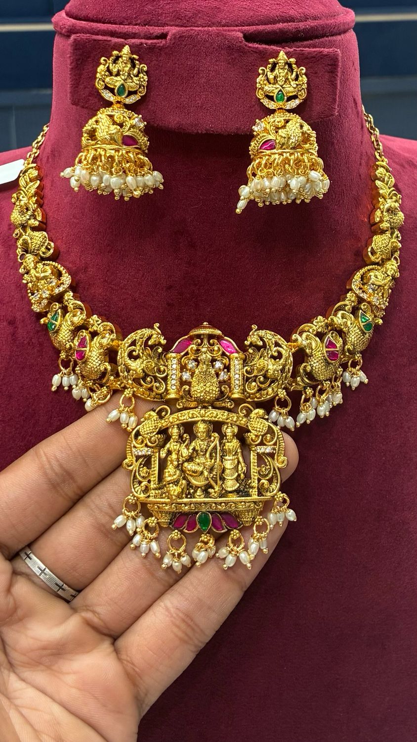 Nakshi Jadav Set