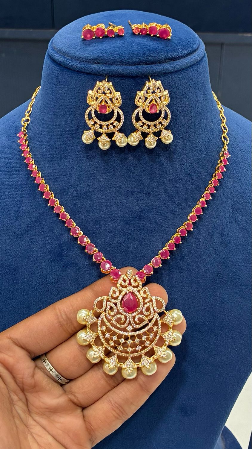 Slider Chain With Detachable Locket Set