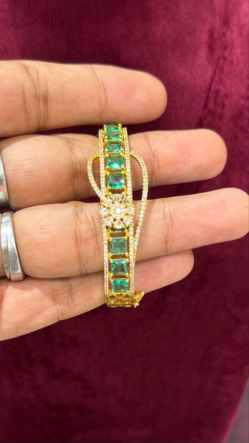 Diamond Look Openable Kada Bracelet