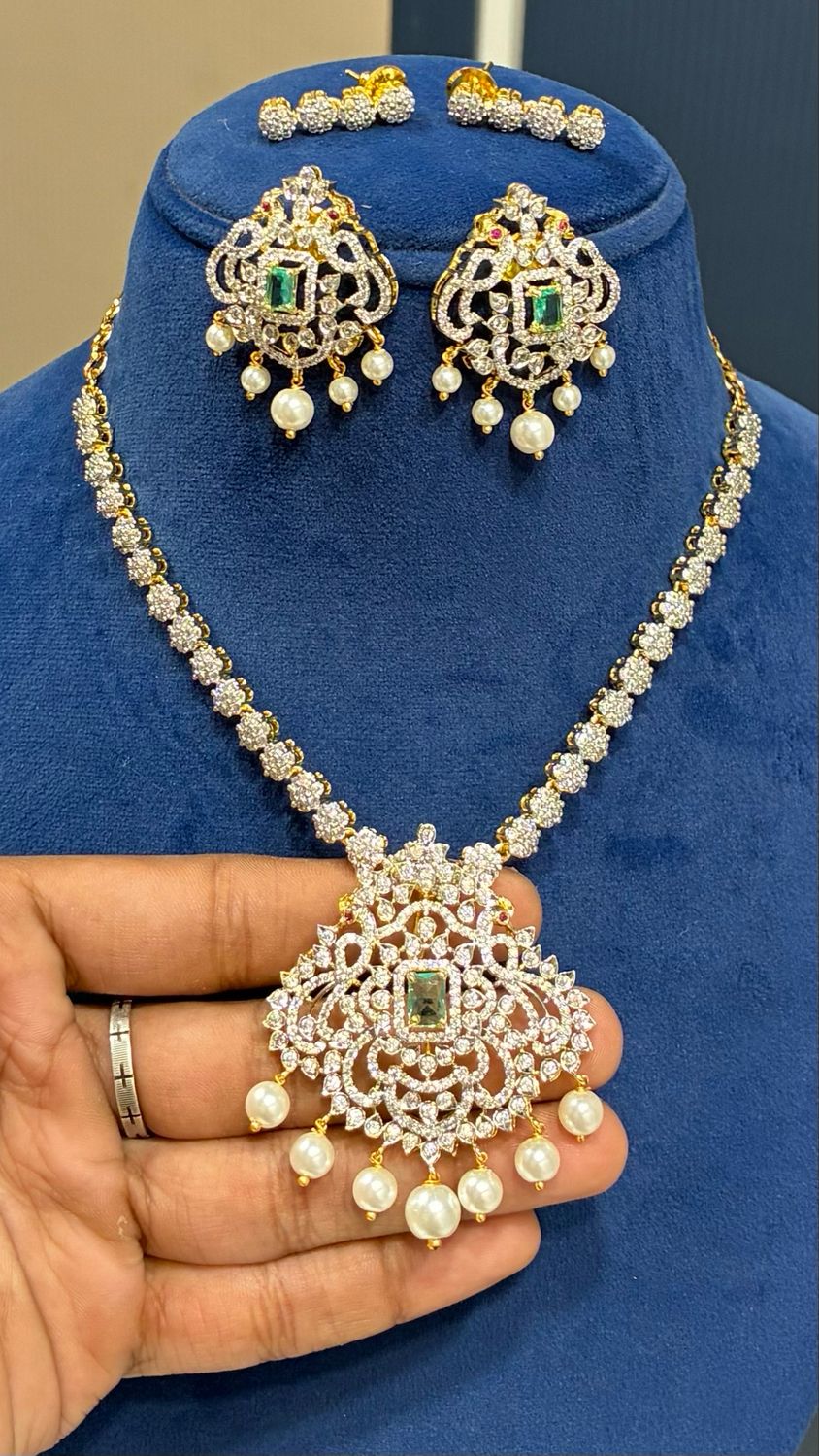 Slider with GJ Locket Set