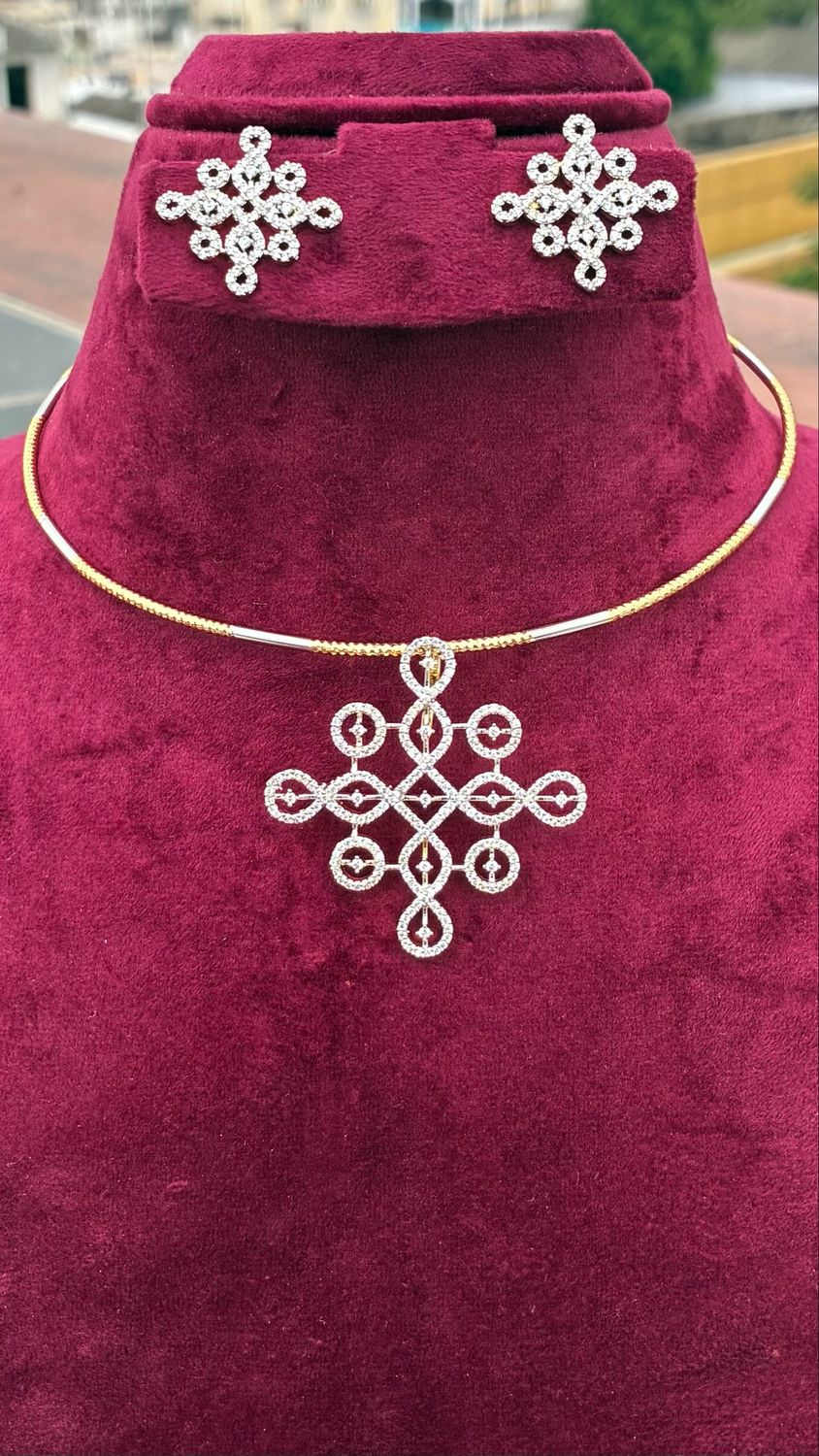 Rangoli Locket Set With Flexible Kanti