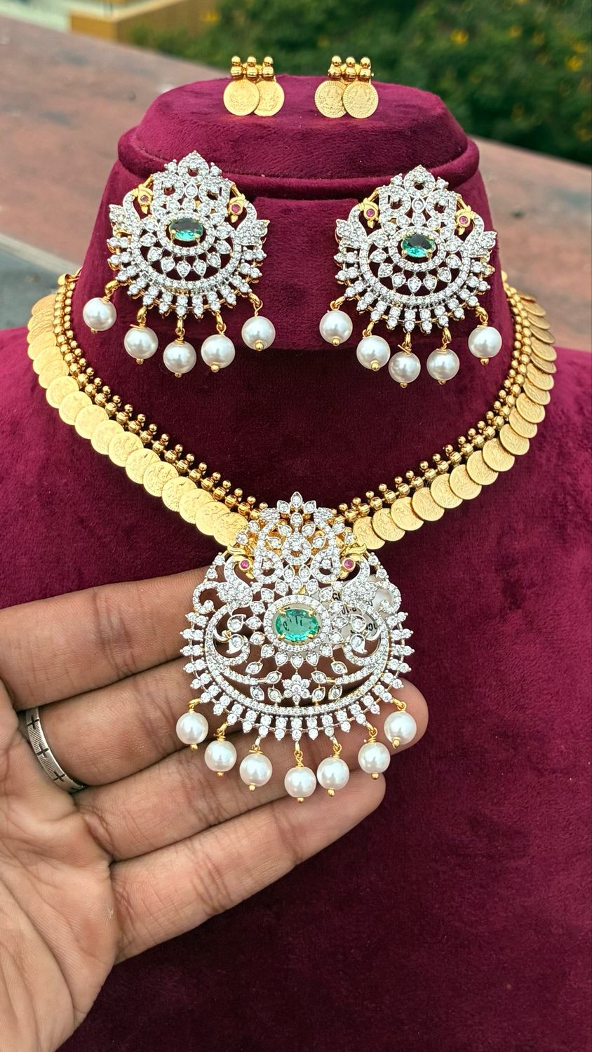 Kasu Necklace With Diamond Look Locket