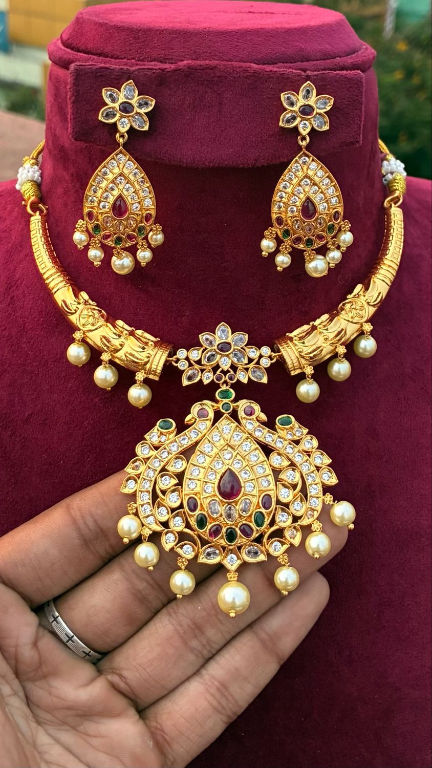 Kanti Necklace