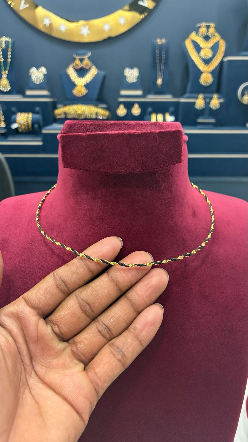 Black Flexible Thread Hasli