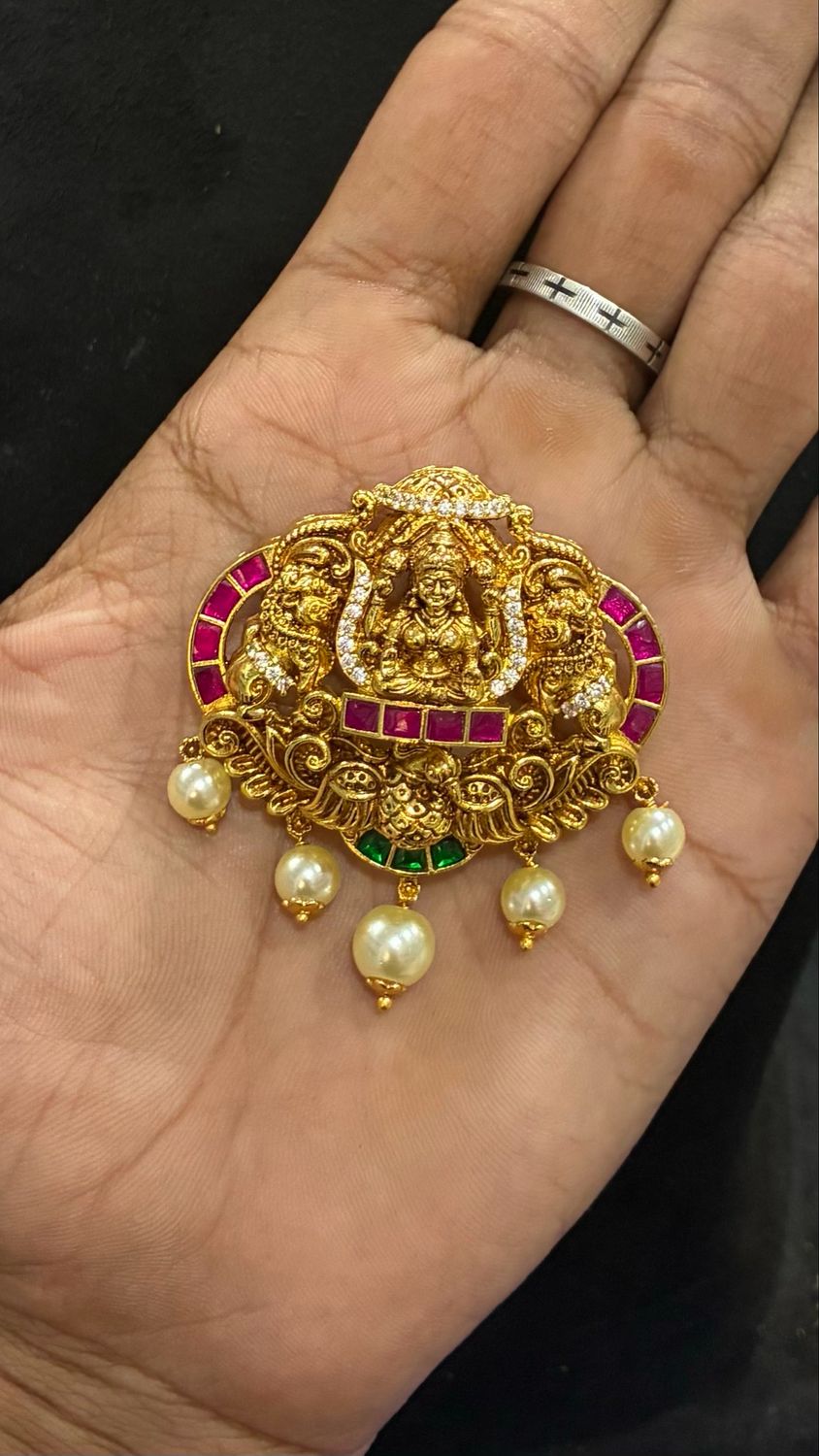 Jadau Locket