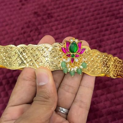 Jadau Lotus Locket Vaddanam (upto 31 Inches)
