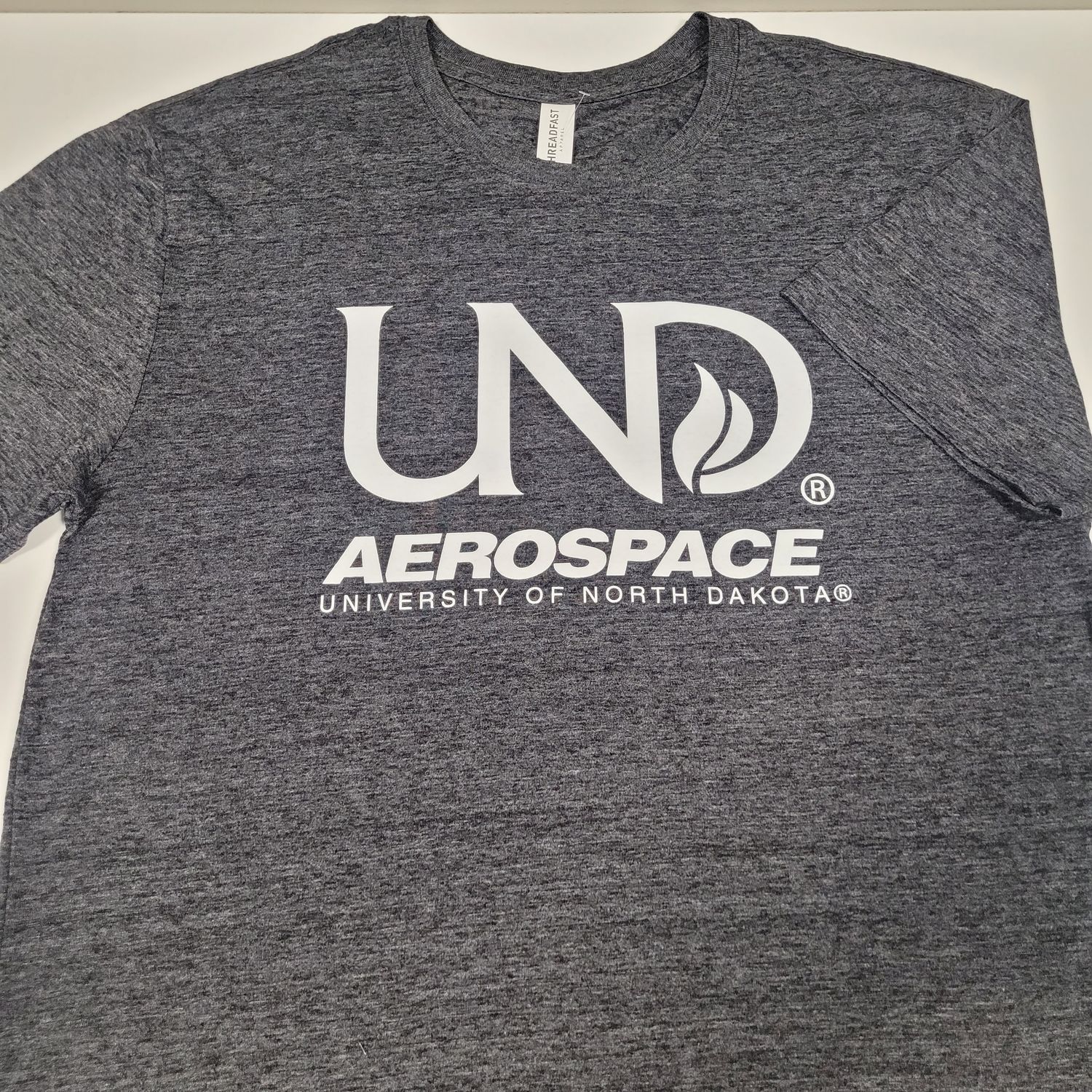 UND T-Shirt