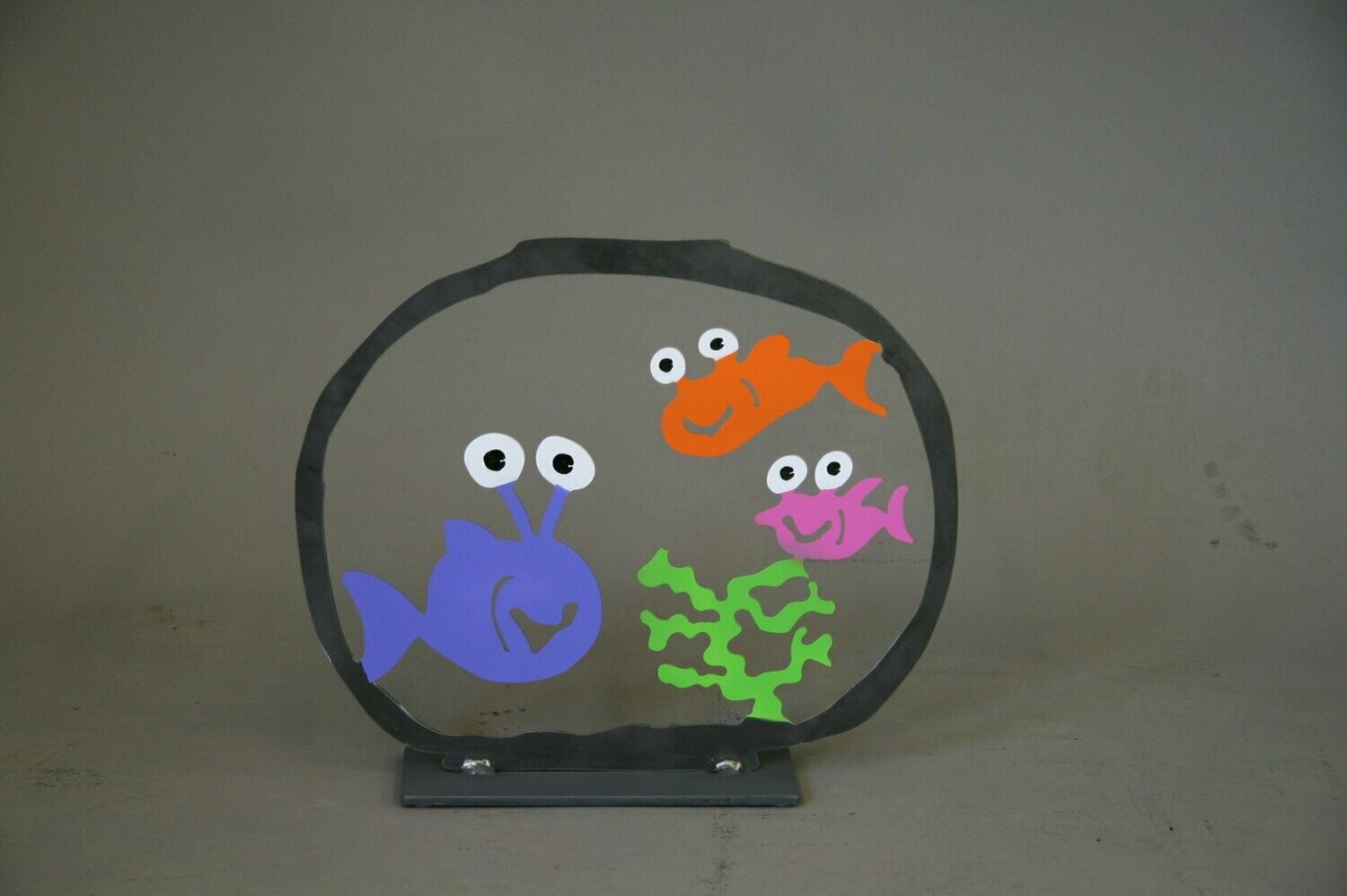 Patrick Preller - Aquarium mit drei Fischen
