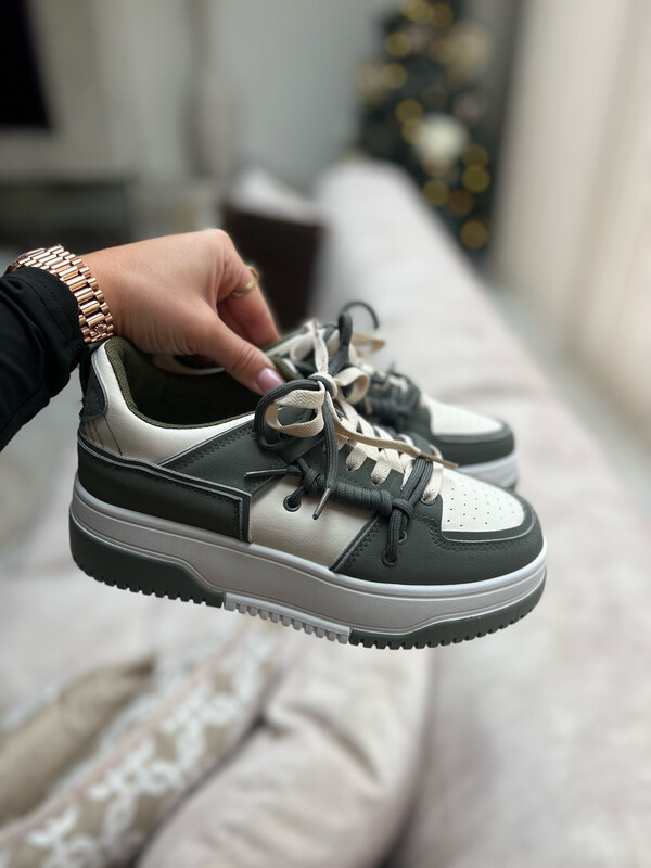 DEEMS Trainers Amy Nude