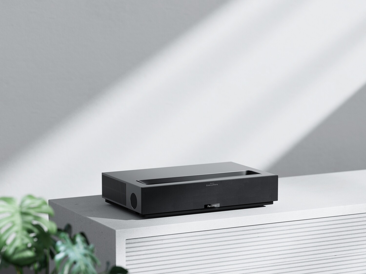 Formovie Theater 4k Triple laser UST Projector Formovie Theater 4k Triple laser UST Projector