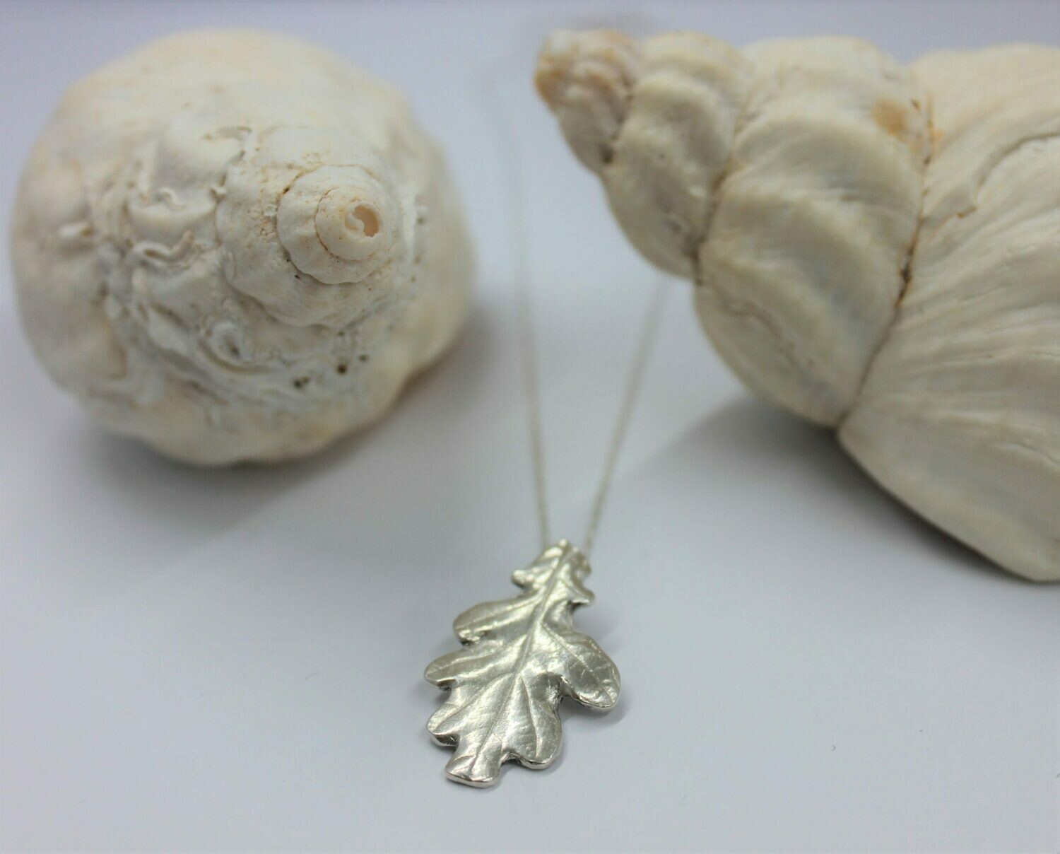 Twigs &amp; Toads Oak Leaf Pendant Necklace (Large)