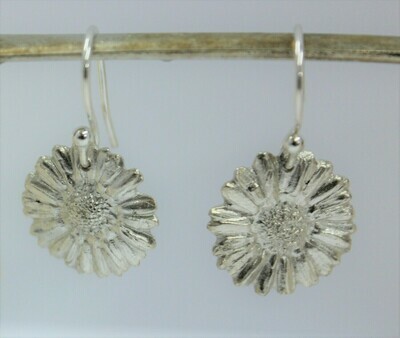 Jewellery &amp; Clothing