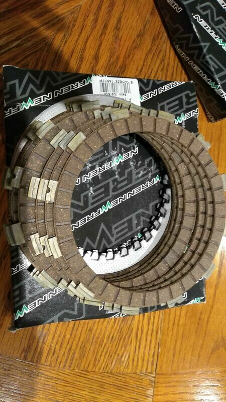 Husqvarna 250/310/450/510/610 SWM300/500 Clutch Pack 8 Fibre 7 Steel 1992-2010 Quality plates we may use alternative plates such as surflex