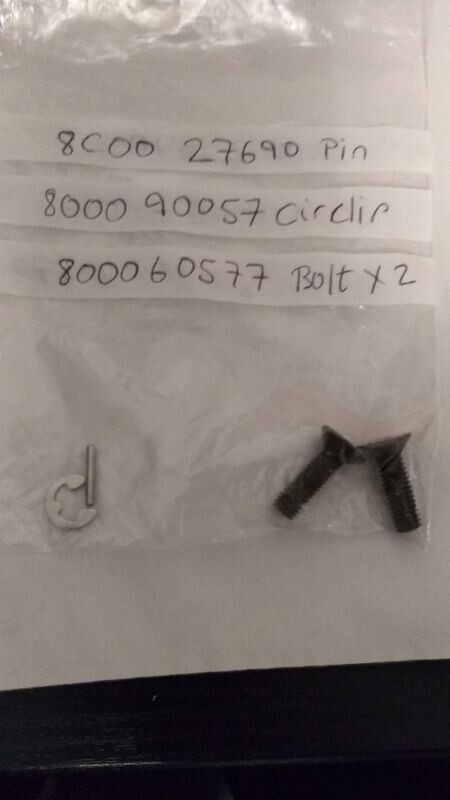 Mikuni Oil Pump TE/TC/SMR 570 - Pin Circlip 8C0027690 & 800090057