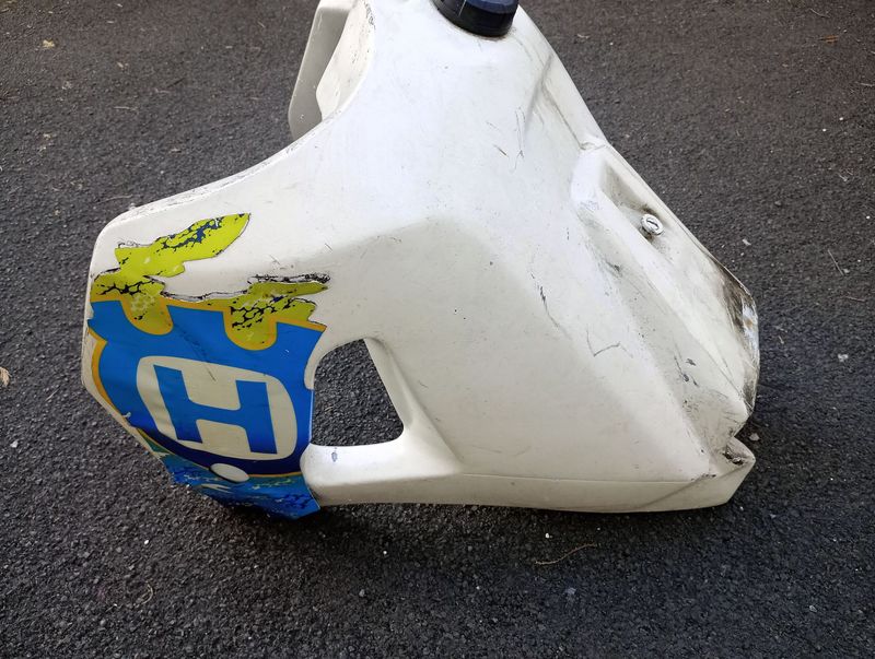 Husqvarna 17L Tank  TE610