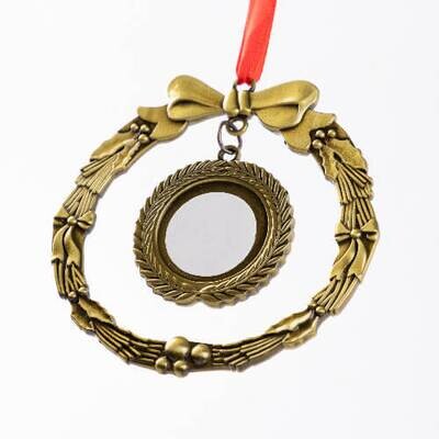 Round Wreath Gold
