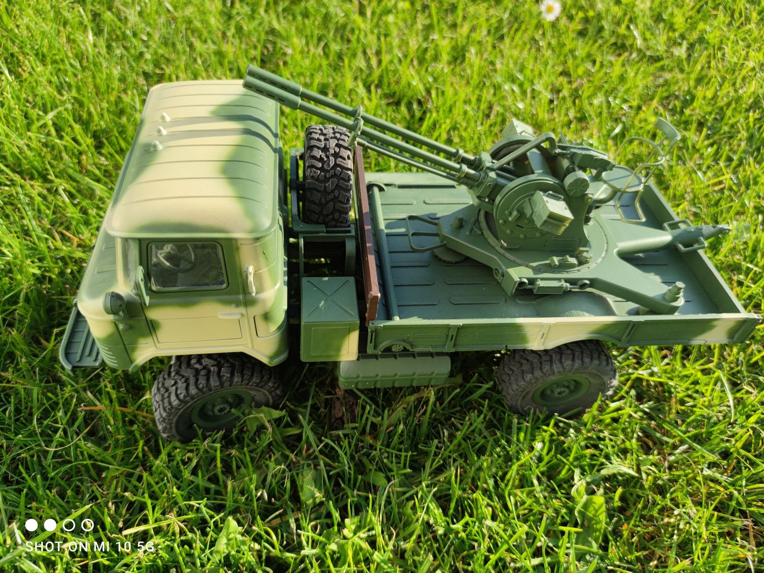 GAZ 66 Ladefläche Russische Ausführung, für ZU23 geeignet Maßstab 1:14-1:16