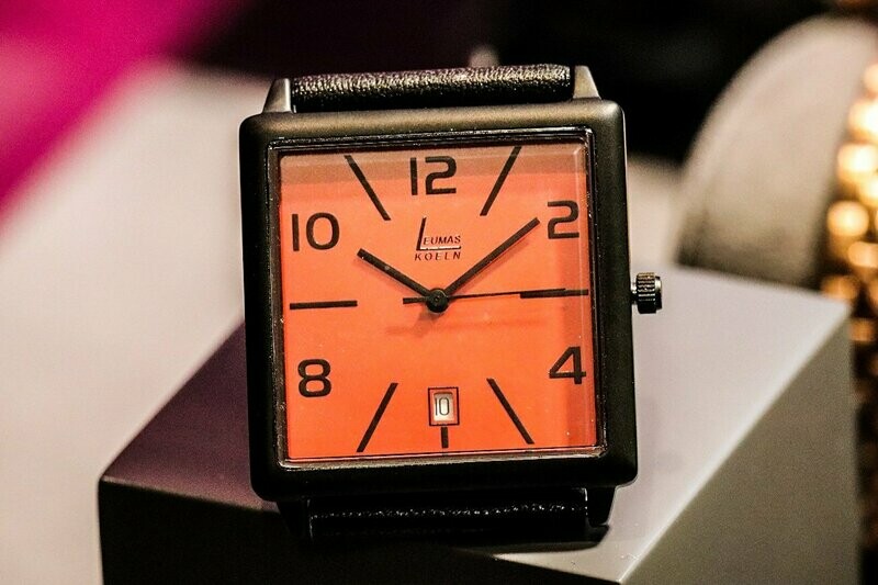 Herrenuhr Leumas