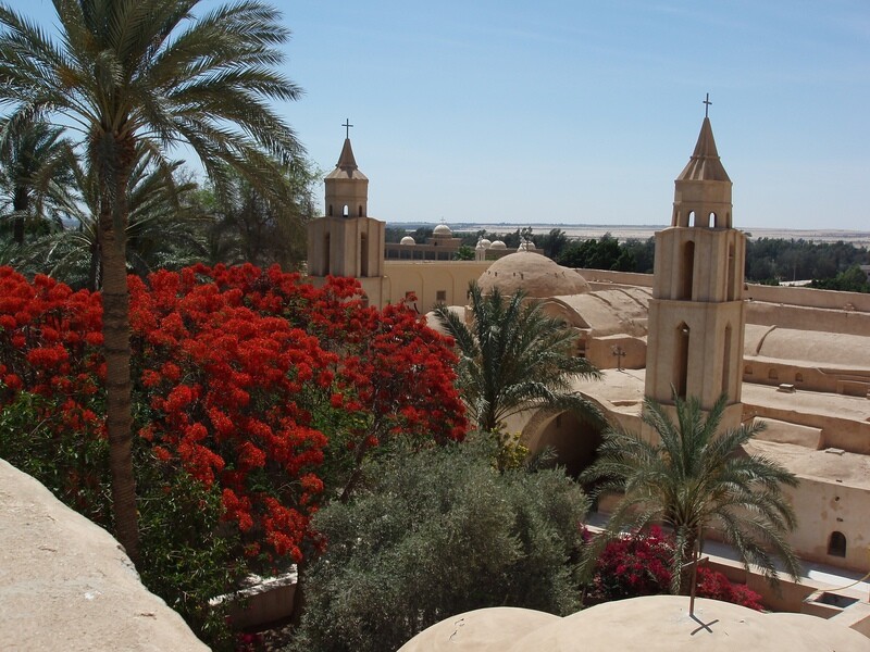 التسوق بالاديرة