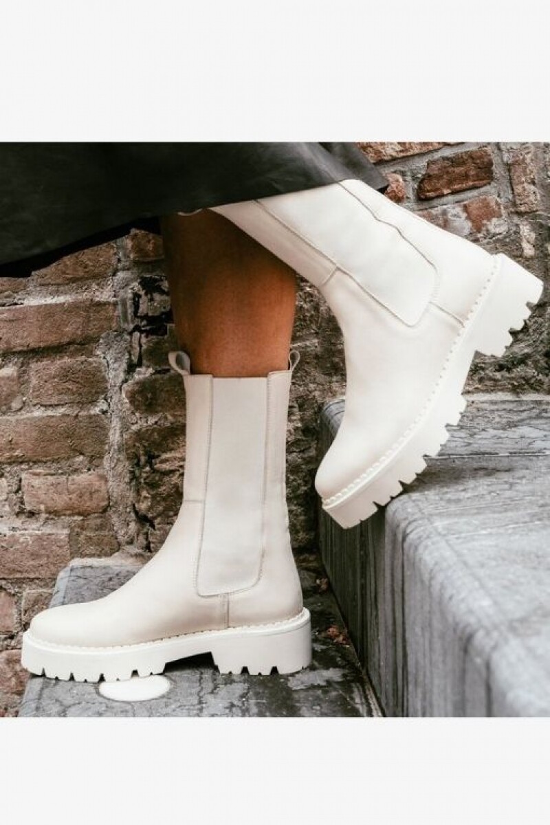 BEE BOLD 20A BONE WHITE | TANGO SHOES