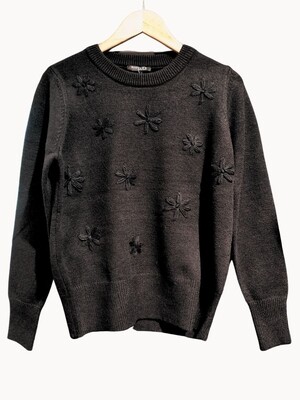 LYNN FLOWER EMBROIDED KNIT SWEATER BLACK | ROOTZ69 PRIVATE LABEL