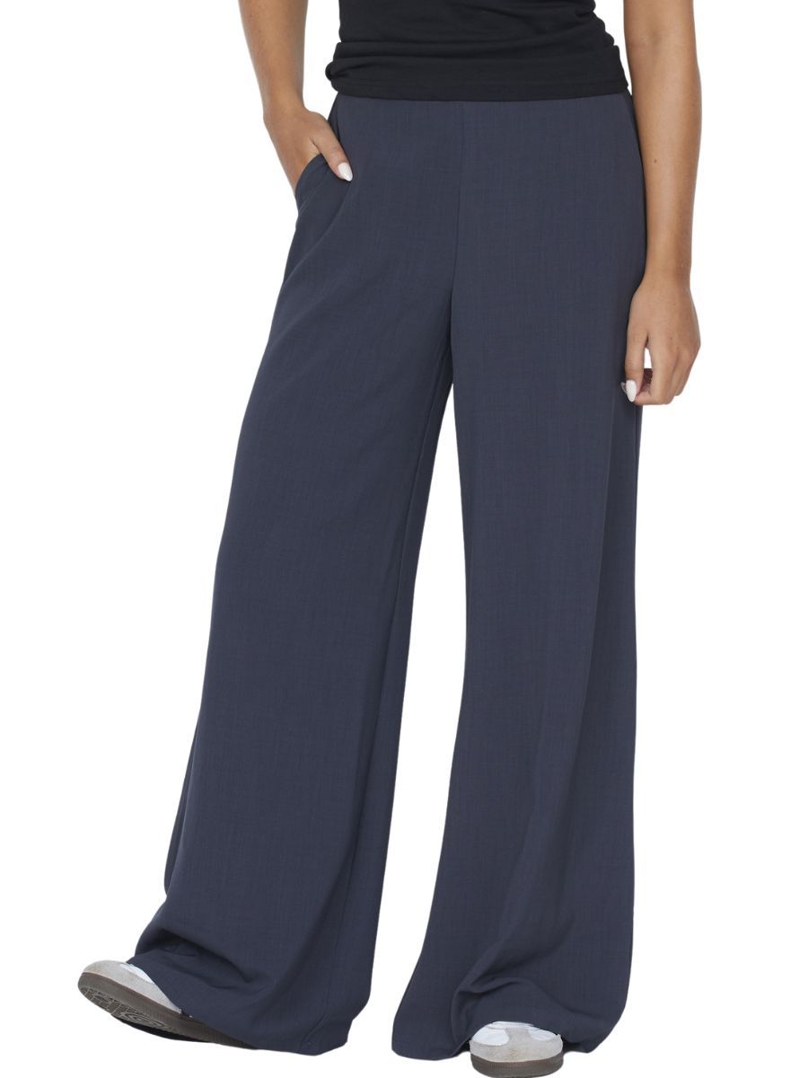 18028 NYLA PANTS D GREY | SISTERS POINT