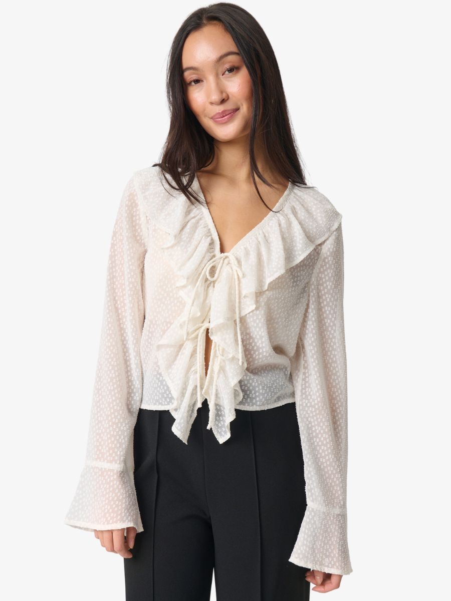 Cammelie blouse Whisper White | Soaked in Luxury