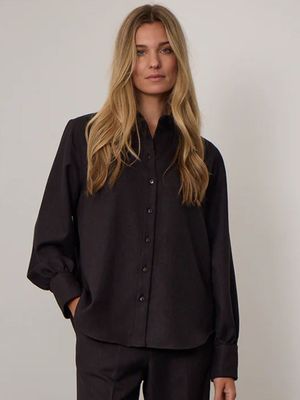 Maxime blouse Used black | Corel Amsterdam Maxime blouse Used black | Corel Amsterdam