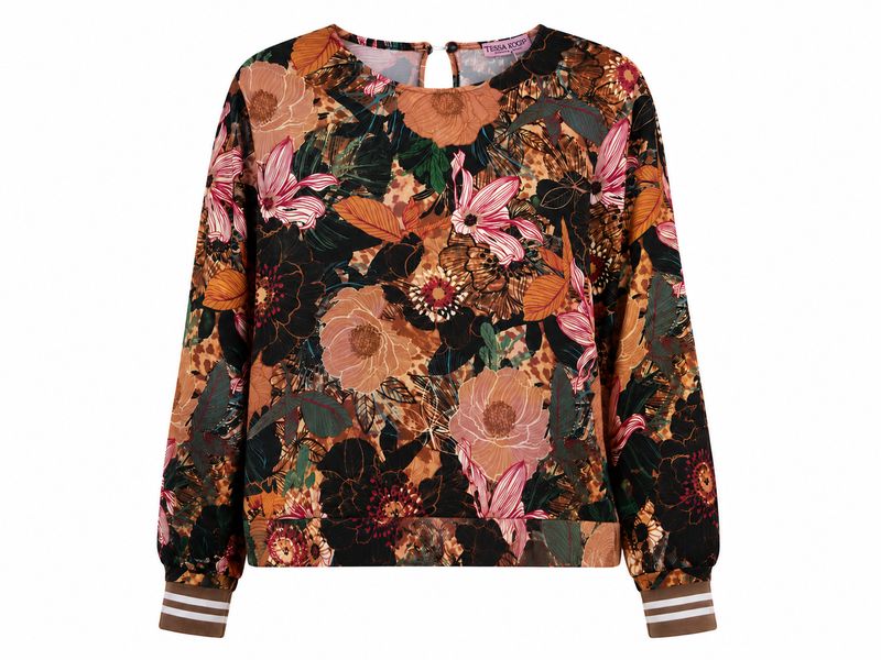 20196 Robin Lavaredo top black | Tessa Koops