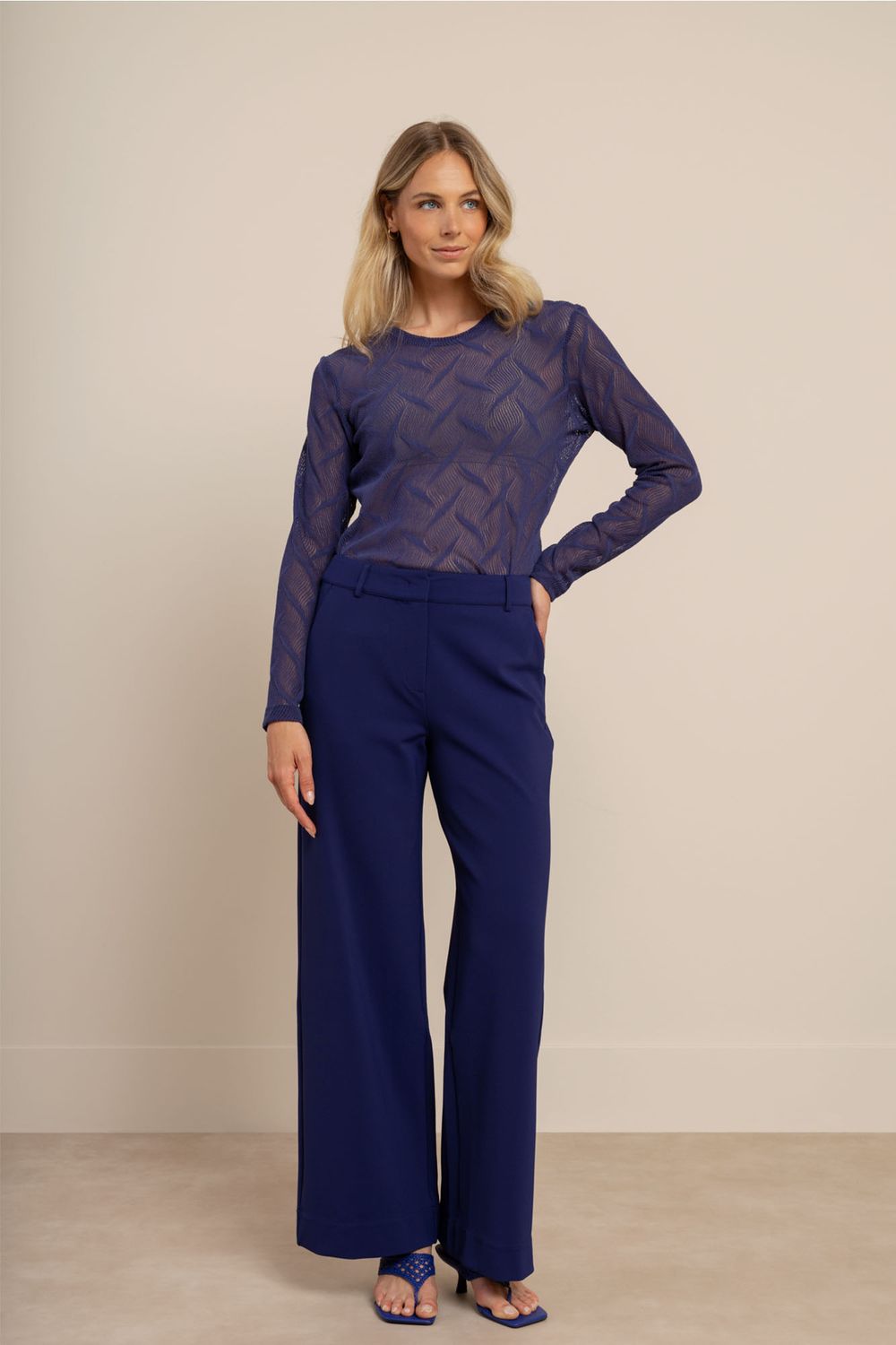 Reagan lace top ink blue | Studio Anneloes Reagan lace top ink blue | Studio Anneloes