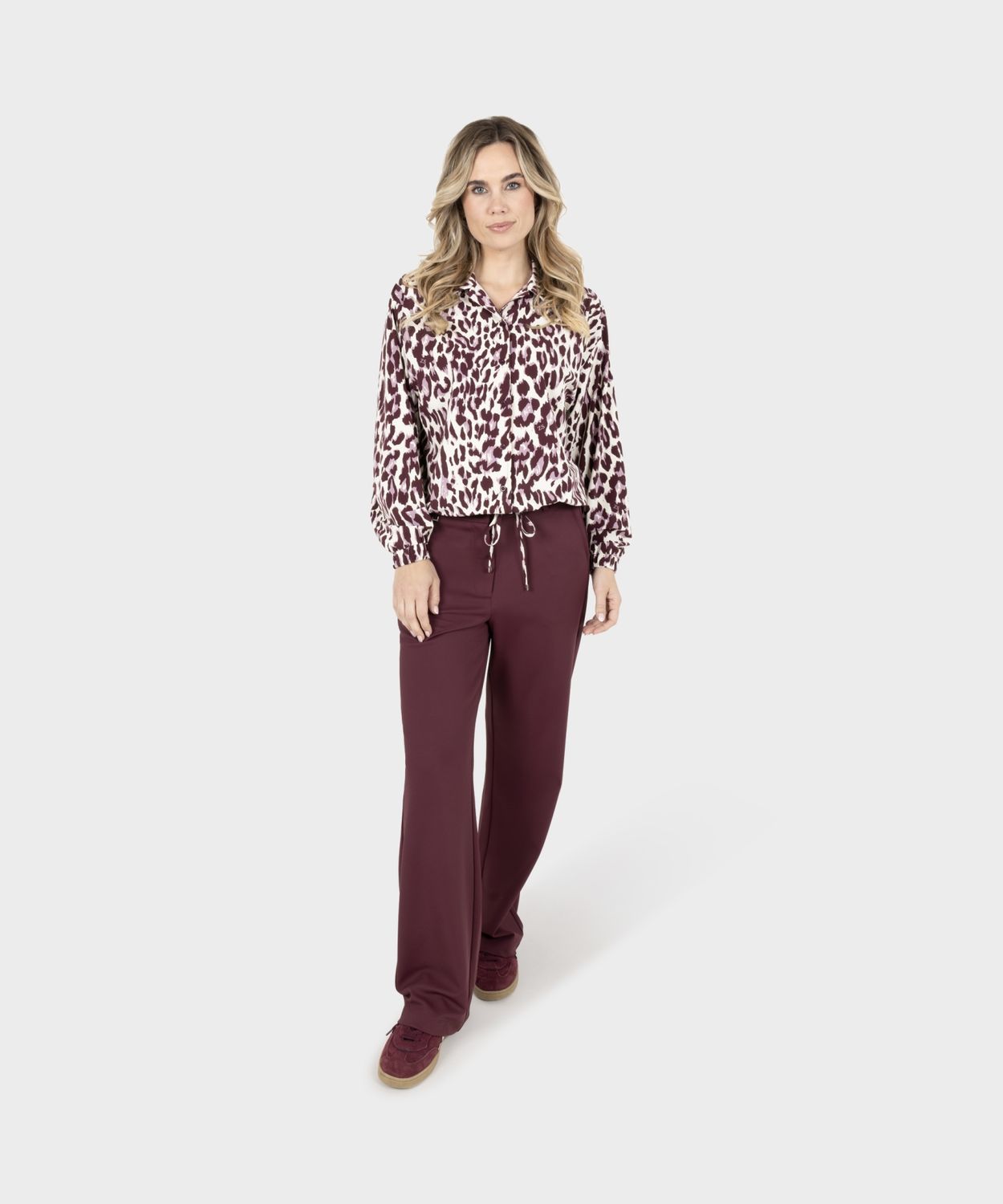 Zoso Daphne Travel Blouse Animal Print Mauve Bordeaux Zoso Daphne Travel Blouse Animal Print Mauve Bordeaux