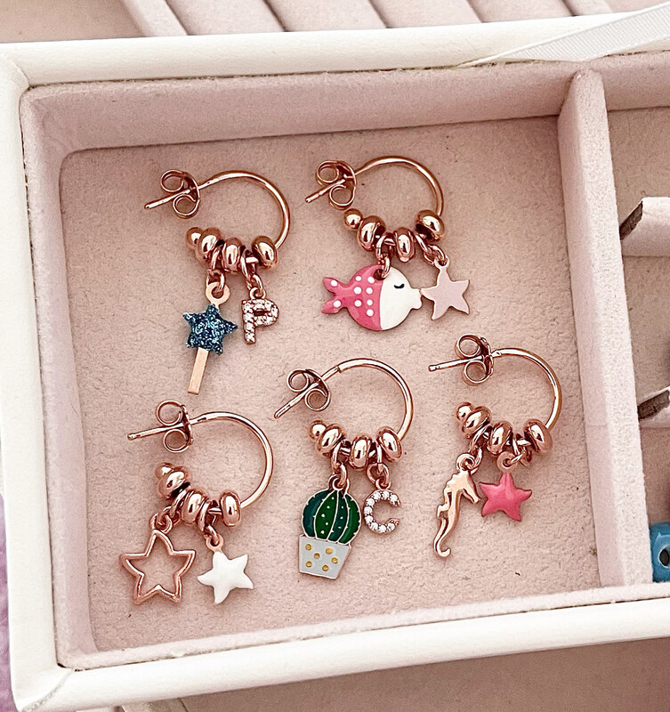 MONO ORECCHINO CHARMS