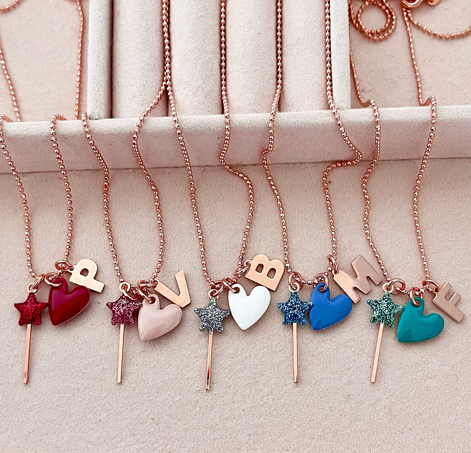 COLLANA BACCHETTA MAGICA E CUORE