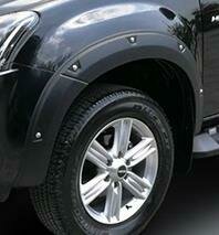 Max Wheel Arch Extensions with Bolts - Isuzu D-Max 2017-2020: Black textured finish