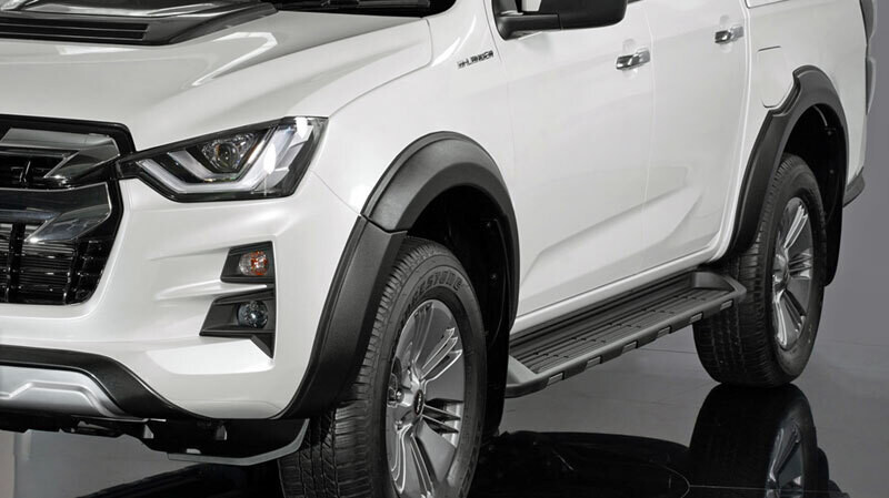 Max Wheel Arch Extensions Isuzu D-Max 2021+: Black textured finish