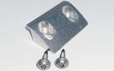 Mountain Top Roll Spare Part: Lock Catch for Tailgate