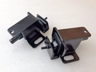 Smart Spare Part: Locking Latches for Arctic Hardtop