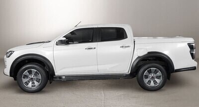 Max Wheel Arch Extensions Isuzu D-Max 2021+: Black textured finish