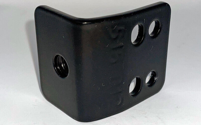 Mountain Top Roll Spare Part: Wildtrak - Middle Bracket FO90/91 (each)