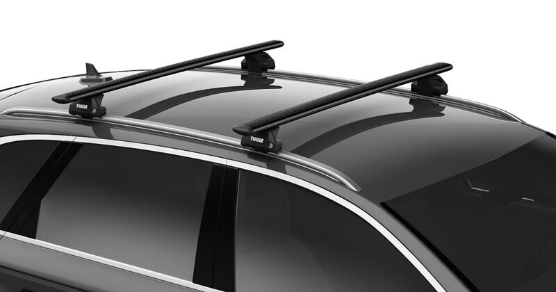 Thule WingBar Evo Black Roof Bars - Isuzu D-Max 21 pick up with Flush Rails