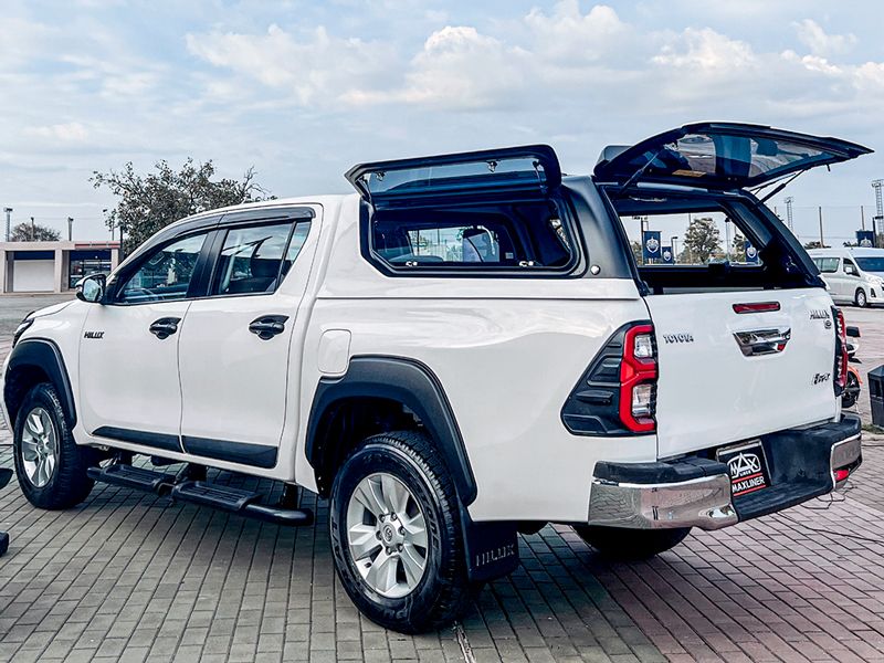 MaxTop Venture Hardtop Canopy - Toyota Hilux D/Cab