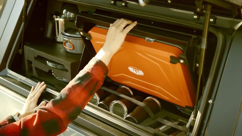 SmartCap Camp Kitchen Bin LHS GSI with Stove - VW Amarok 2023+